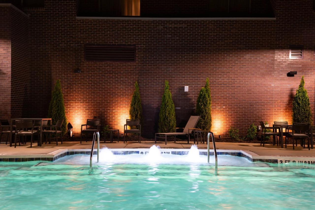 Residence Inn By Marriott Charlotte Northlake Exterior foto